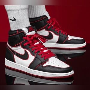 Nike Air Jordan 1 Retro High OG GS Bloodline (575441-062) 7Y